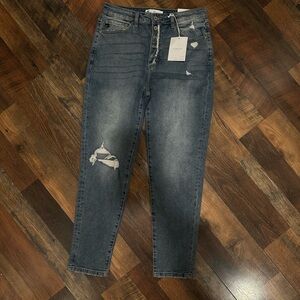 NWT KANCAN HIGH RISE CUFFED MOM JEAN